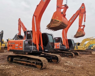 Sales of second-hand Hitachi ZX240 excavator in stock