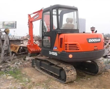 Used Doosan Excavator DH55 Sales of excavators