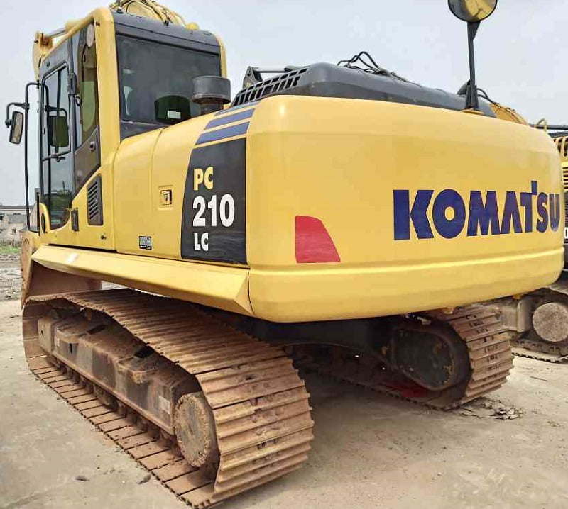 Used Komatsu PC210 excavator Sales of excavator accessories