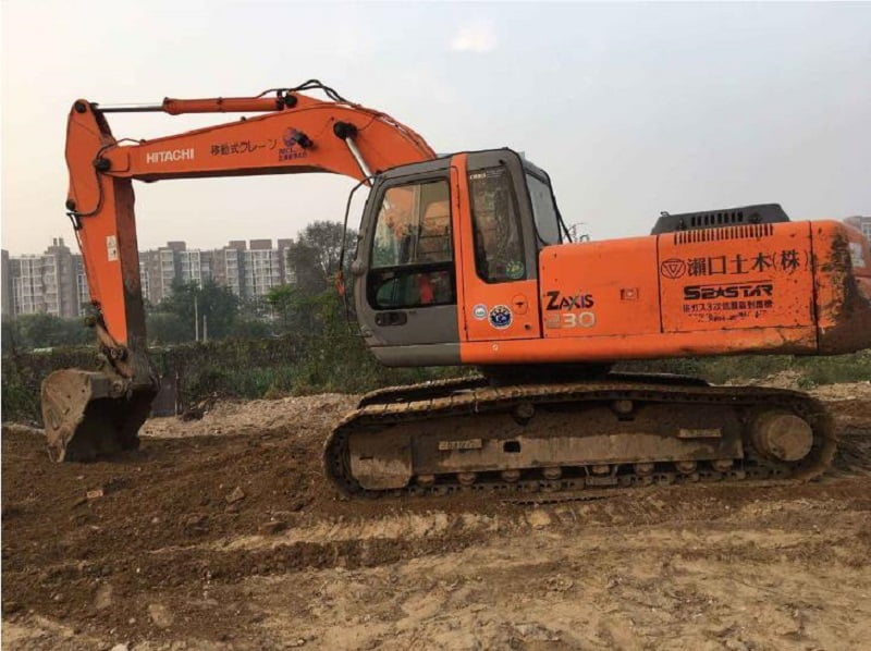 Used Hitachi Excavator ZX230 Sales of second-hand excavator